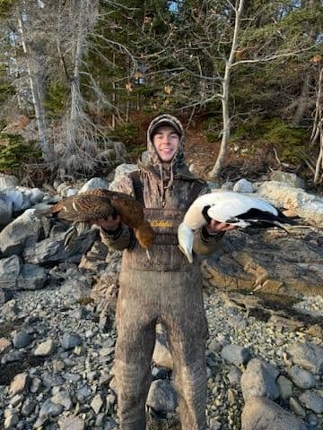 Sea Duck Outfitter with Lodge - Eider Pro logo