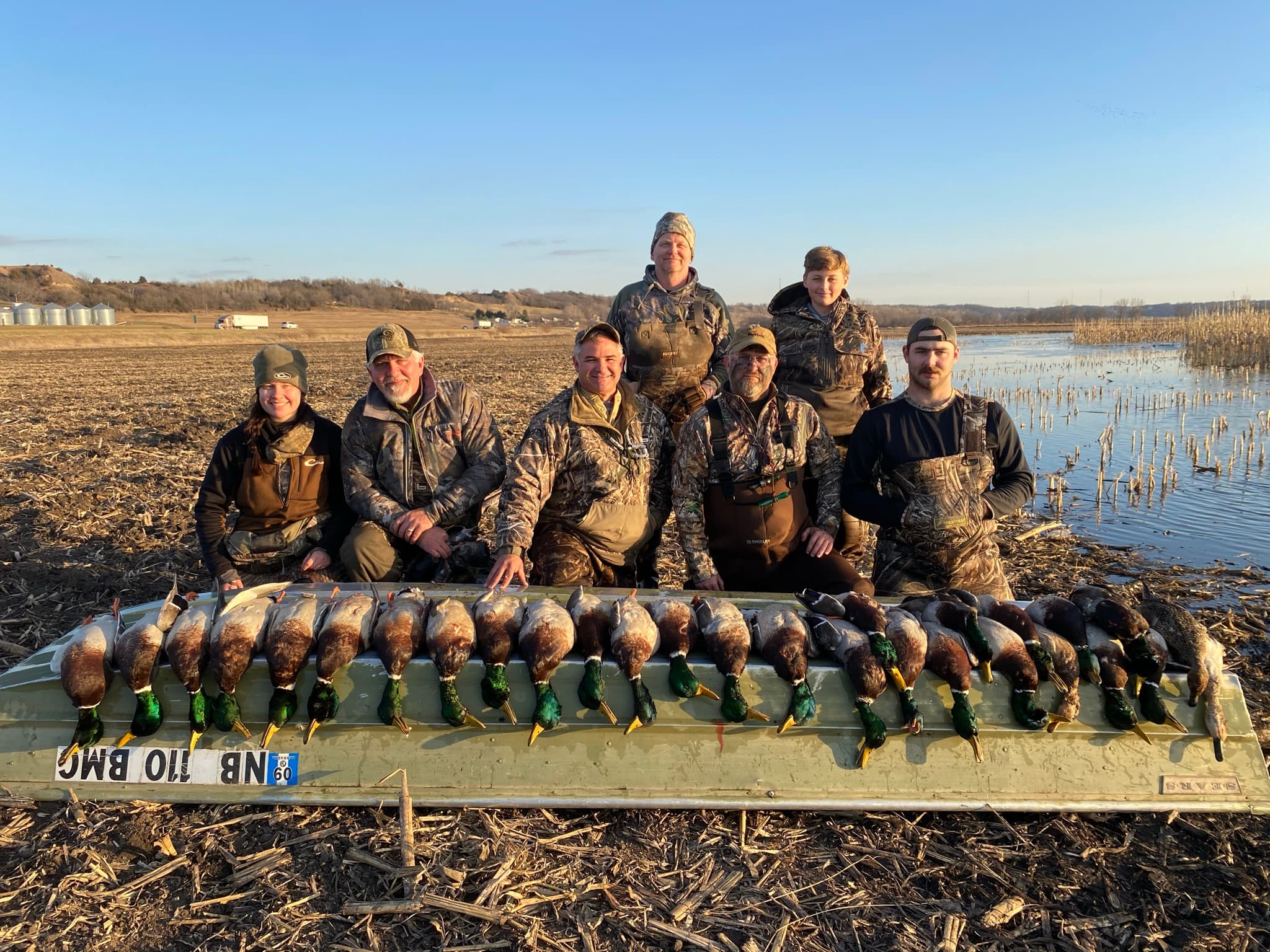 Squaw Creek Hunt Club & Guide Service logo