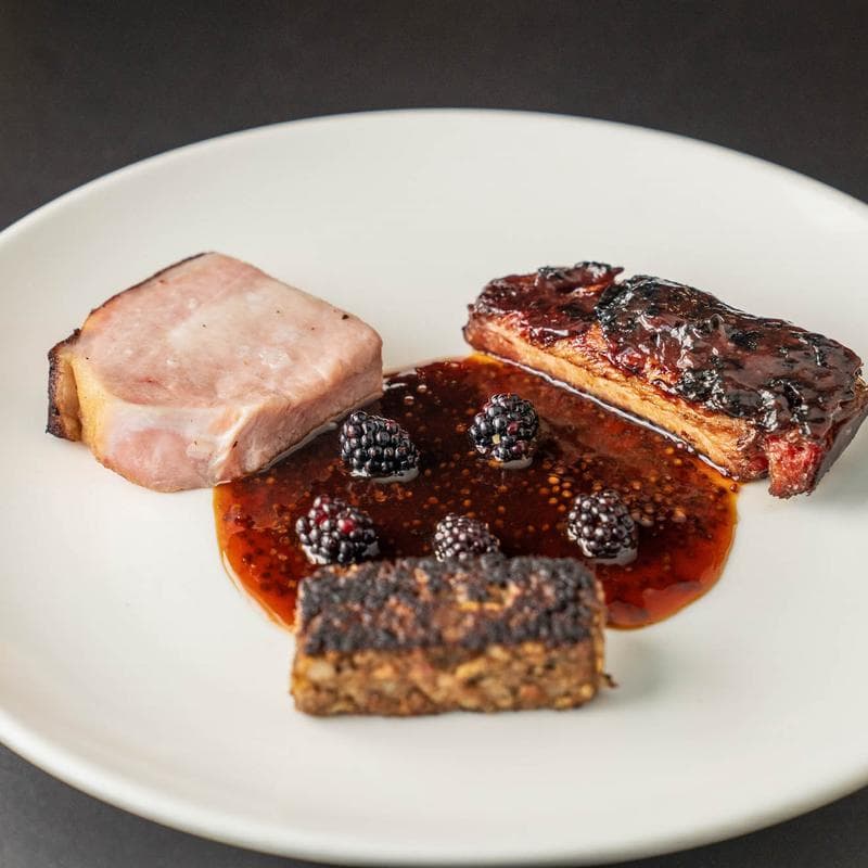 Food Menu - Gunshow logo