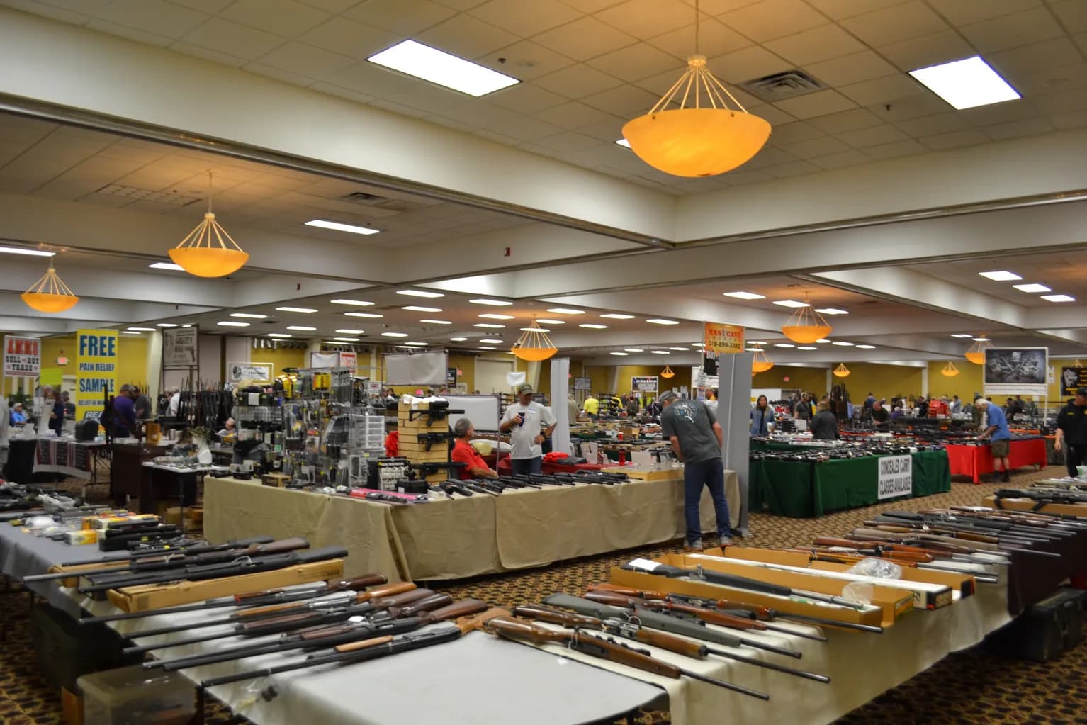 Sullivan Gun & Knife Show logo