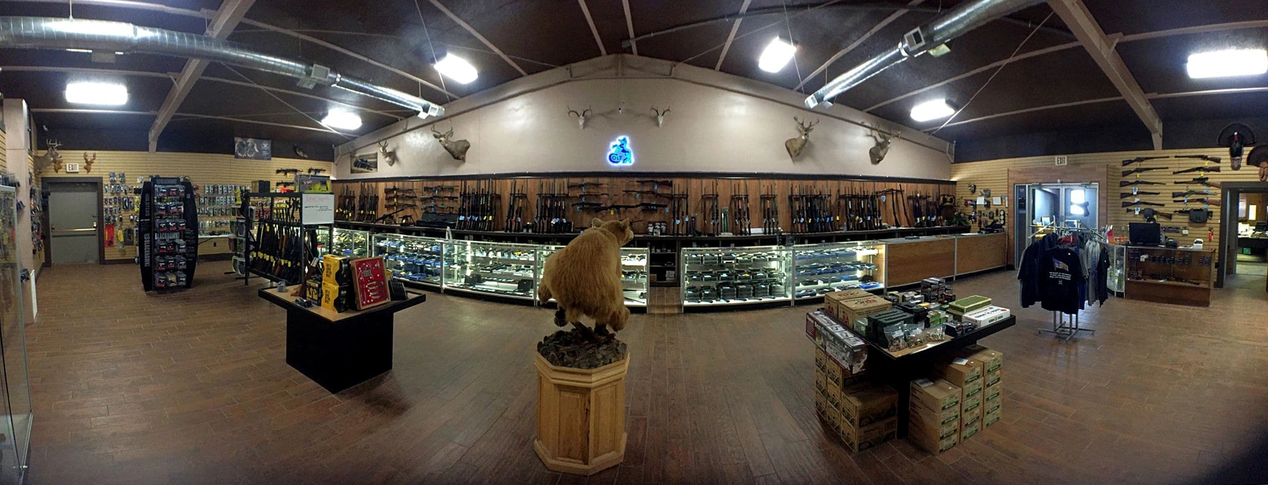 Wagner's Gun Tech logo