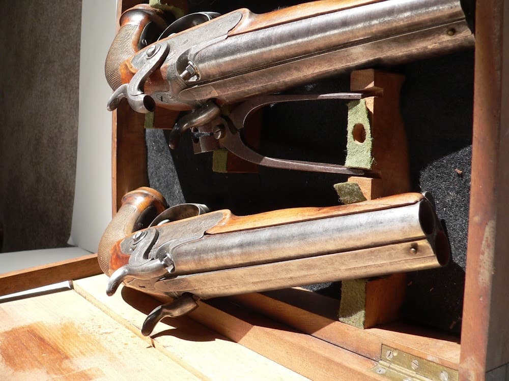 Northern Virginia Gun Works logo