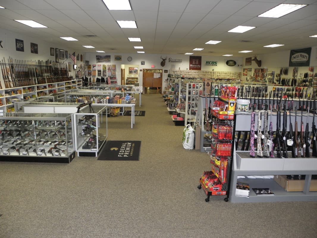 Cimino's Gun & Archery logo